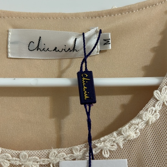 Chickens lace dress nude size M fits a 6 - Picture 8 of 11